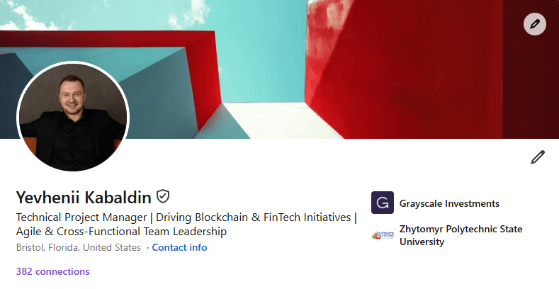 Business Development Lead LinkedIn profile screenshot with NFC ID verification